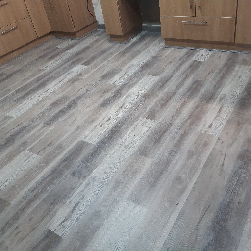 Smart Vision Flooring and Projects Logo