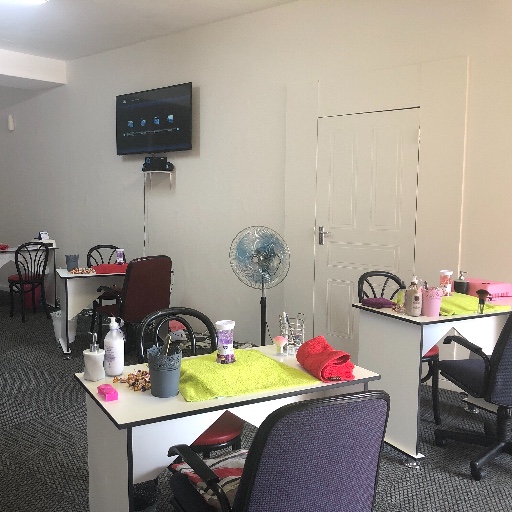 Da’vido beauty parlour Logo
